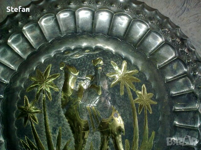 Медна стенна паница , снимка 4 - Антикварни и старинни предмети - 38687208