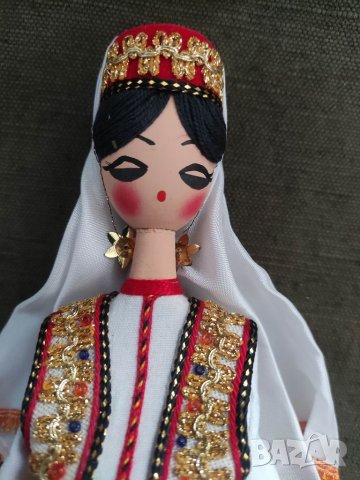 Продавам Дървена играчка, фигурка с носия, снимка 3 - Фигурки - 37497874