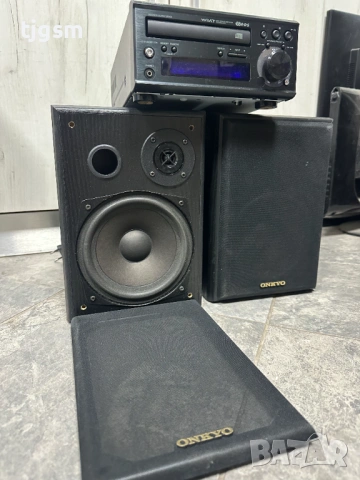 Мини аудио система ONKYO CR-305FX CD Tuner, снимка 3 - Аудиосистеми - 53132861