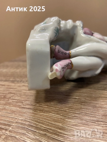 Фарфорова фигурка “Фигуристка” (Полонно ЗХК, СССР), снимка 6 - Антикварни и старинни предмети - 51943539