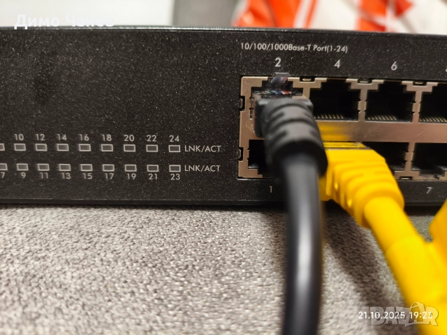 Суич ZyXEL Gigabit GS2210-24 Управляем, снимка 2 - Суичове - 52135325