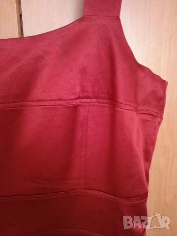 Червена сатенирана рокля, снимка 4 - Рокли - 37727396