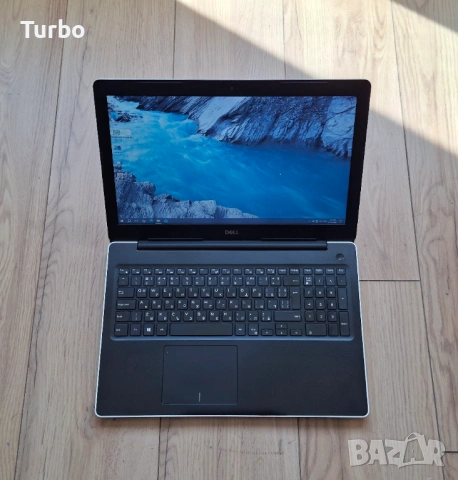 15.6' Dell Intel Core i5-8265u/12GB/AMD Radeon 520 2GB GDDR5/256GB SSD