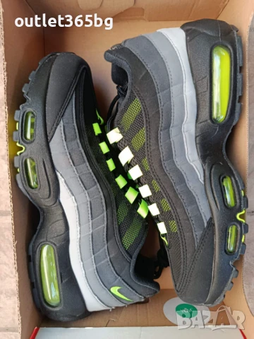 Nike - Air Max 95 номер 38.5 дамски Оригинал Код 5700, снимка 2 - Маратонки - 50585543