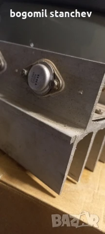 Радиатор с  6 транз.  за усилвател, зарядно, снимка 2 - Ресийвъри, усилватели, смесителни пултове - 50983977