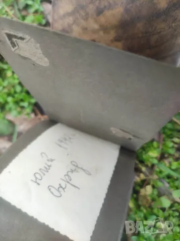 Старо албумче Охрид 1942 дърворезба  с посвещение   8/13 см .  Само 13 малки семейни снимки останали, снимка 6 - Други ценни предмети - 49049831