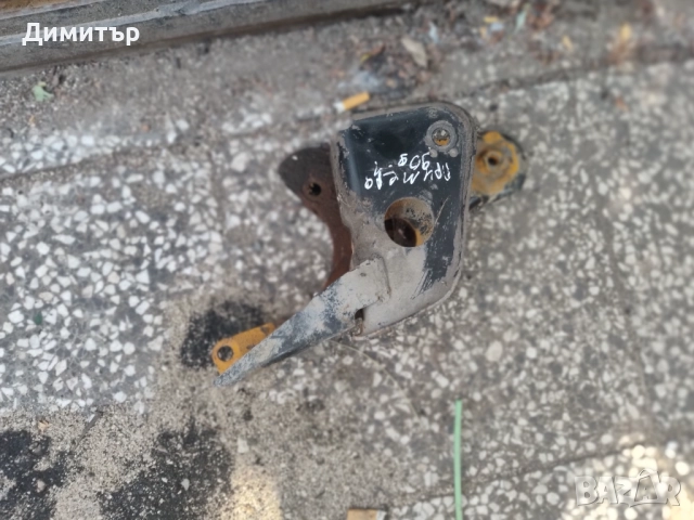 Лапа Двигател За Нисан Примера 1991г / Nisan Primera 1991y