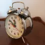 Часовник будилник с камбанки Китайски работещ, снимка 6
