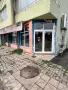Отдавам магазин под наем 135 м/2 . Намира се срещу Практикер, с пряка видимост към бул. Липник. , снимка 1