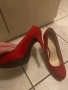 Червени обувки на ток, снимка 3