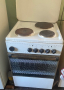 Електрическа печка с котлони и фурна, снимка 1 - Печки, фурни - 44551636
