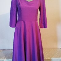 Елегантна лилава рокля с полугол гръб р-р М/Л, снимка 1 - Рокли - 29355020