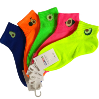 Дамски/юношески спортни чорапи с авокадо в неонови цветове, снимка 9 - Дамски чорапи - 44756942