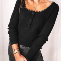 Дамска блуза в черно с ефектно деколте с копчета, снимка 6 - Блузи с дълъг ръкав и пуловери - 39480703