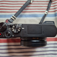 Фотоапарат Panasonic Lumix DMC-TZ100 + аксесоари, снимка 3 - Фотоапарати - 44764832