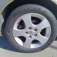 Продавам комплект Зимни гуми с джанти за Нисан Примера Р12 , снимка 4 - Гуми и джанти - 44430791