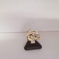 Златен пръстен три цвята злато 