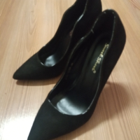 Дамски обувки на ток, снимка 1 - Дамски обувки на ток - 44673079