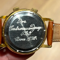 Часовник, снимка 2 - Антикварни и старинни предмети - 44562001