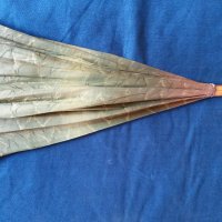 Много стар луксозен чадър-сребро бамбук,коприна, снимка 14 - Антикварни и старинни предмети - 36895577
