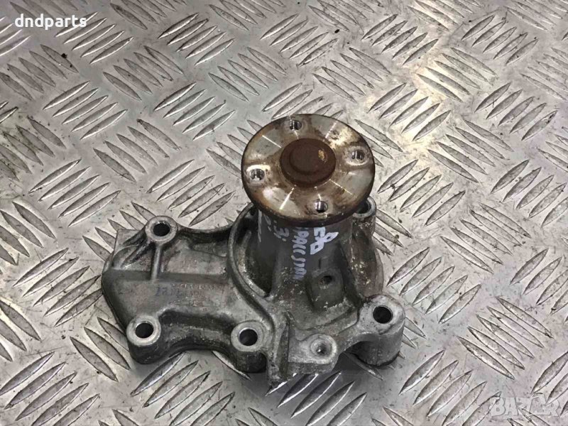 Водна помпа Mitsubishi Space Star 1.3i,1999г., снимка 1