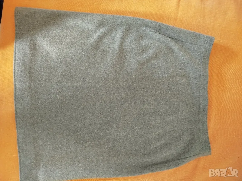 Дамска мострена пола, снимка 1