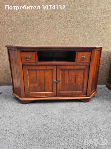 Аудио шкаф от масив, снимка 1