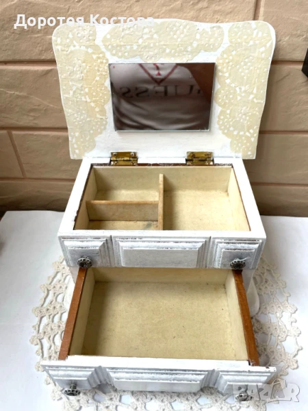 Красива кутия за бижута от Англия, снимка 1