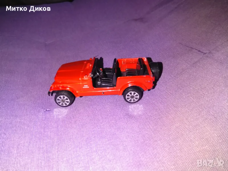 Bburago маркова метална количка Wranglerвинтидж 1:43, снимка 1