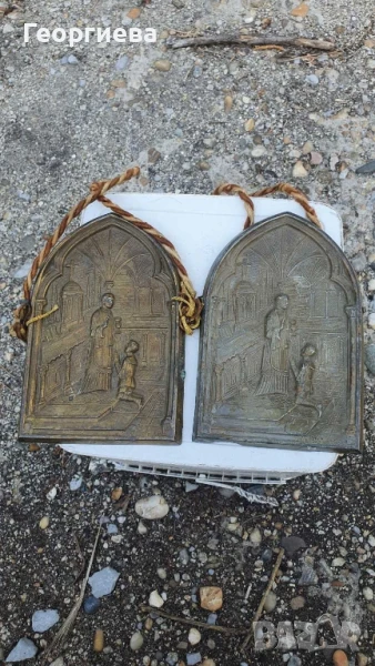 Две пана от цветен метал , снимка 1