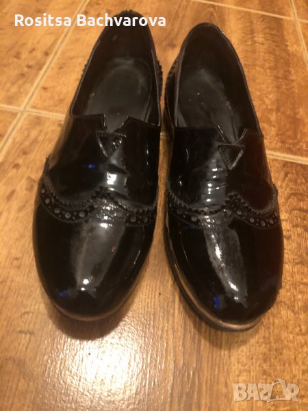 Черно лачени обувки, естествена кожа, 37 номер, снимка 1