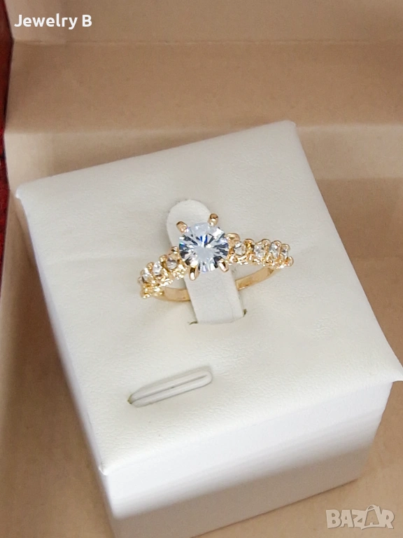 Дамски пръстен с камък - Classic Solitaire Crown Ring, снимка 1