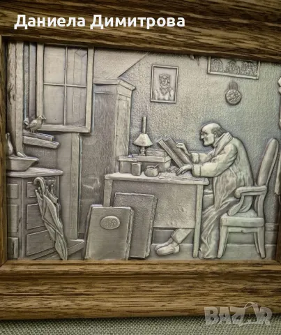 Красива картина, с лек релеф от чист калай в рамка масив, снимка 3 - Други ценни предмети - 48874803