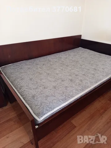 Продавам легло с матрак 50€