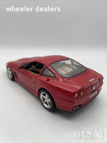 Метална количка Bburago Ferrari 550 maranello в мащаб 1/18, снимка 2 - Колекции - 40592323