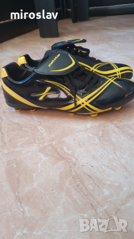 Продавам нови футболни бутонки на matstar, снимка 3 - Футбол - 44914777