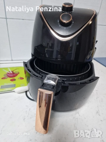 Фритюрник с горещ въздух Voltz V51980I, 1400W, 4.5 l, 80-200 C, Таймер, снимка 4 - Фритюрници - 50767580