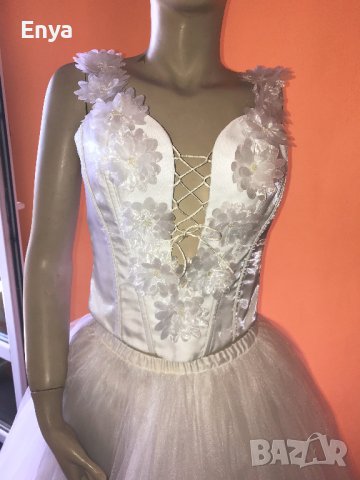 Булчинска рокля №2 - НОВА ! С воал, чанта, ръкавици и венче, снимка 3 - Сватбени рокли - 37367402