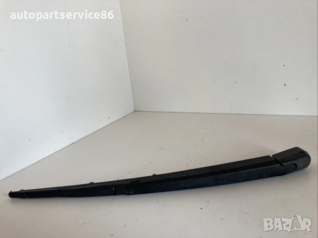 Рамо на задна чистачка за Hyundai Santa Fe 2.2 CRDi (2009)