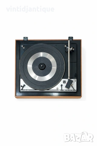 Ретро стерео система Wega Studio 3210, снимка 4 - Антикварни и старинни предмети - 54056460