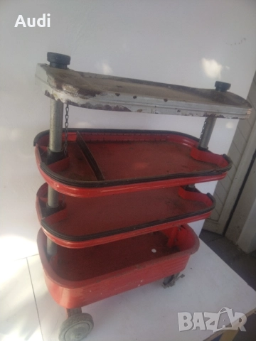 Метална количка за инструменти 4 работни нива. Подходяща за сервиз, работилница, гараж