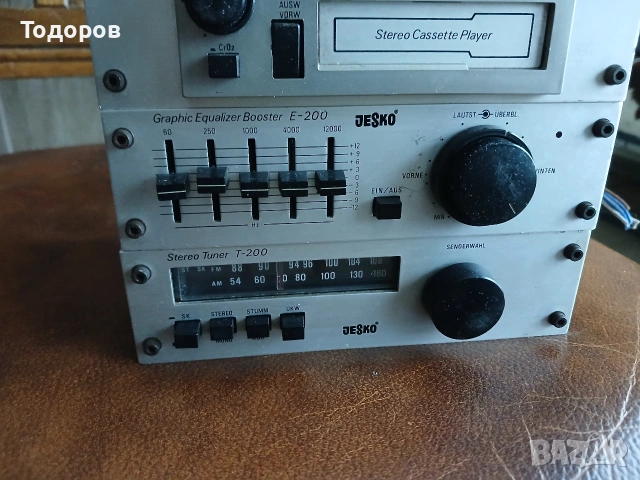 Ретро авто касетофон, тунер ,усилвател, еквилайзер , снимка 3 - Ресийвъри, усилватели, смесителни пултове - 53243486