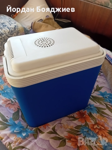 хладилна кутия Atlantic  made in Spain 12V на ток, снимка 2 - Хладилни чанти - 51924712