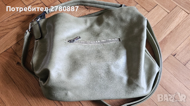 дамска кожена чанта в зелено с дълга дръжка , снимка 2 - Чанти - 51950658