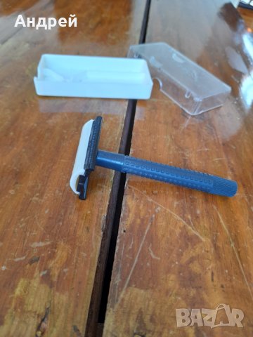 Стара самобръсначка Тонус 3, снимка 3 - Други ценни предмети - 32027907