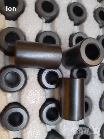 Цилиндрични ферити 18х10х28мм за електромагнитни смущения