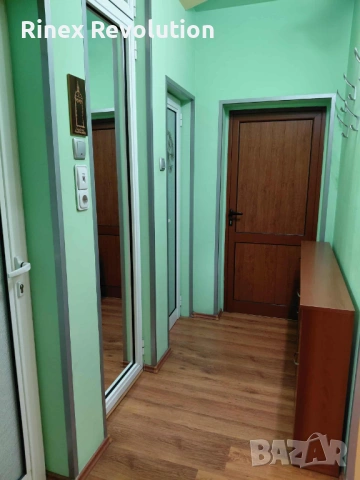 Тристаен апартамент под наем в Центъра, снимка 11 - Апартаменти - 53973337