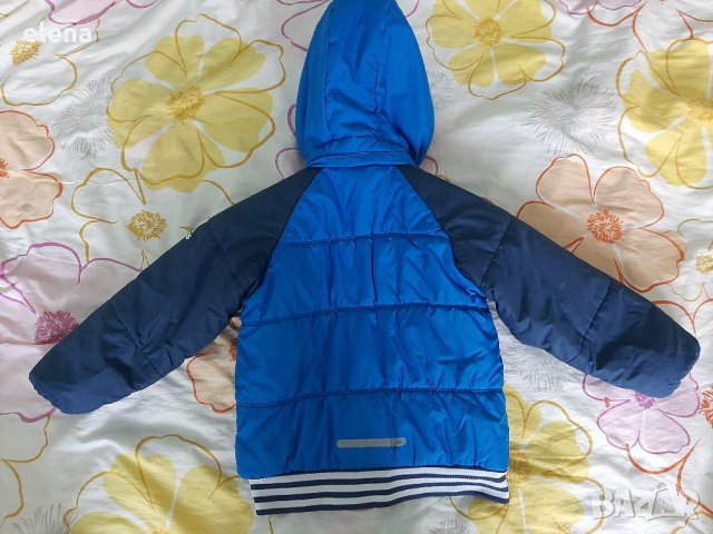 Детско яке Adidas, снимка 2 - Детски якета и елеци - 30629701