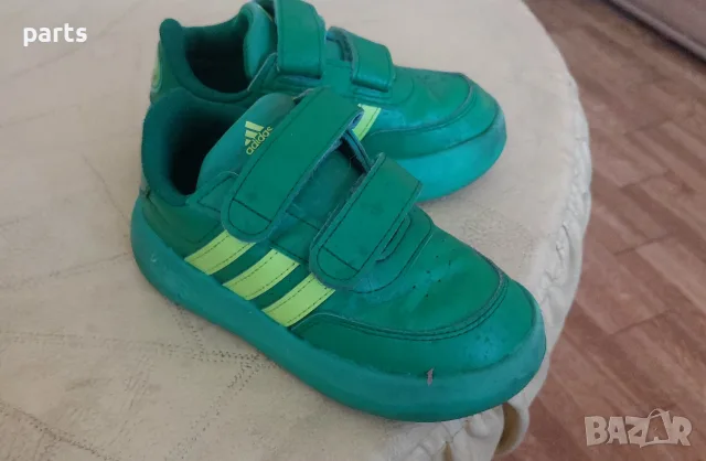 Детски Маратонки Adidas Disney 26 номер, снимка 4 - Детски маратонки - 55980238
