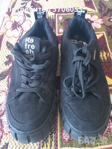 Дамски обувки Refresh 38номер !, снимка 3 - Маратонки - 54309990
